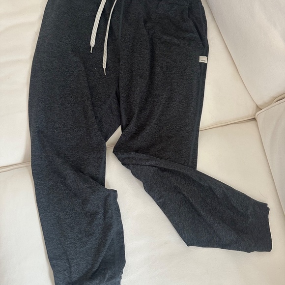 Vuori Performance Joggers - Picture 5 of 7